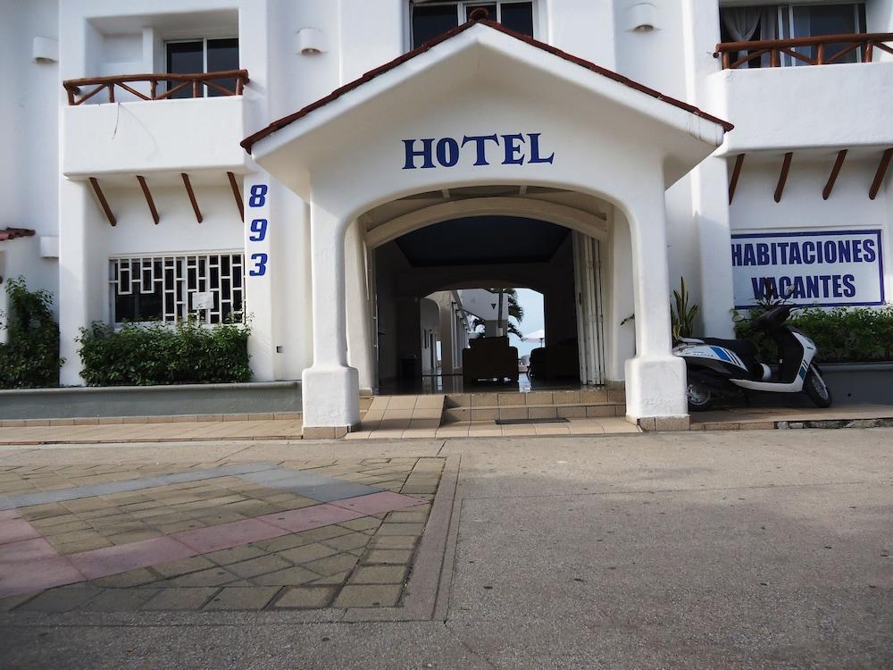 Hotel Bagasi Manzanillo Luaran gambar