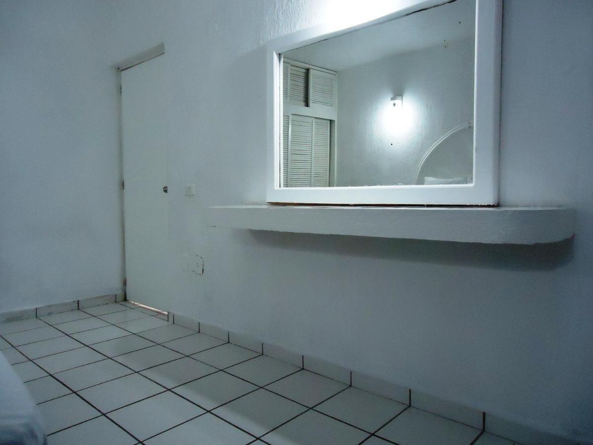Hotel Bagasi Manzanillo Luaran gambar
